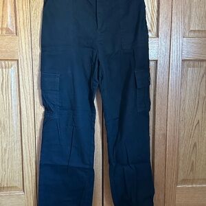 Women’s black cargo pants